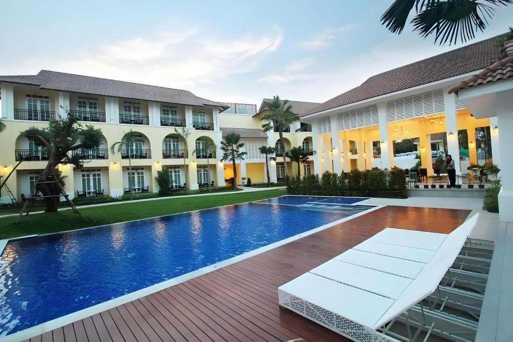 Khamthana The Colonial Hotel Chiangrai Чианг Рай Екстериор снимка