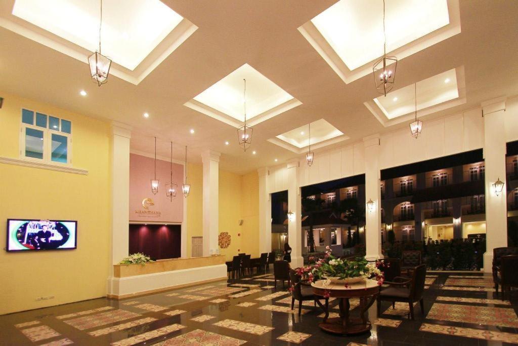 Khamthana The Colonial Hotel Chiangrai Чианг Рай Екстериор снимка