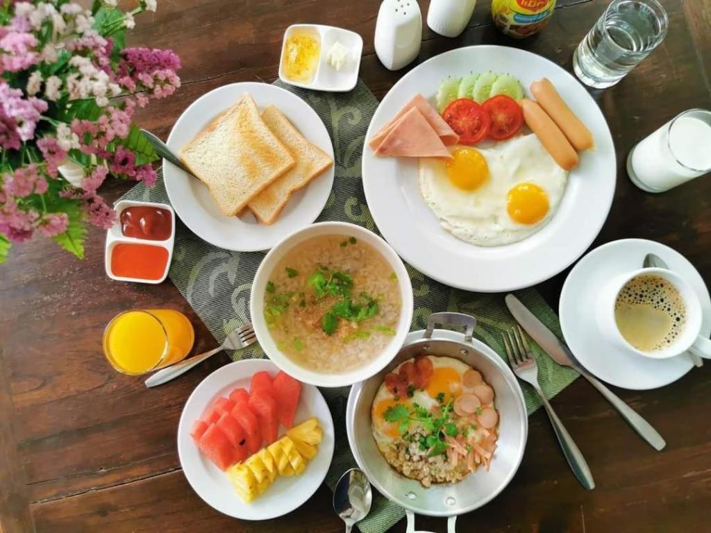 Khamthana The Colonial Hotel Chiangrai Чианг Рай Екстериор снимка